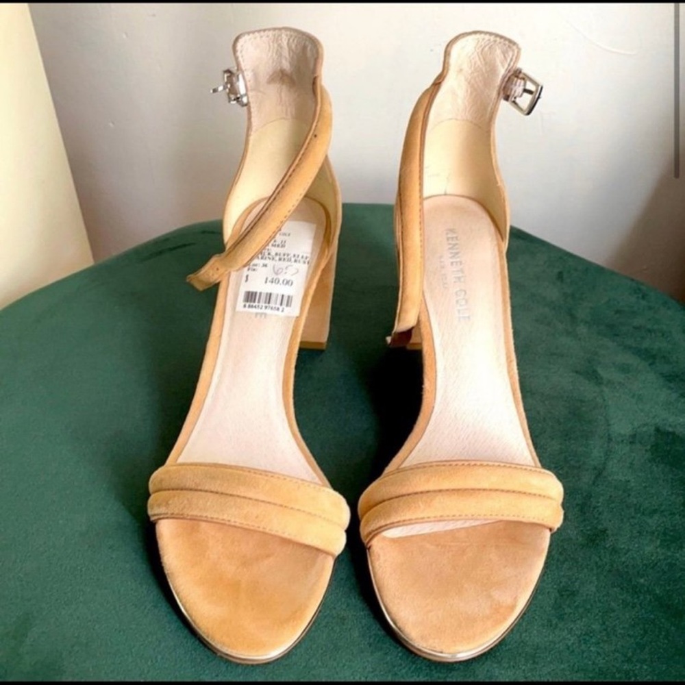 Like Kenneth Cole nude heels size 6.5